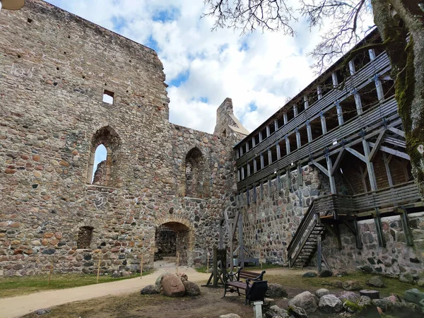 Sigulda Letonia Abril 2020 Castillo Medieval Sigulda Parcialmente Reconstruido Letonia —  Fotos de Stock
