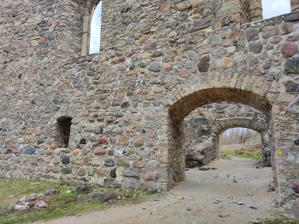 Sigulda Letonia Abril 2020 Castillo Medieval Sigulda Parcialmente Reconstruido Letonia —  Fotos de Stock