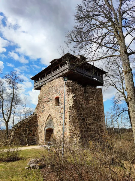 Sigulda Lettland April 2020 Nordturm Der Mittelalterlichen Burg Von Sigulda — Stockfoto