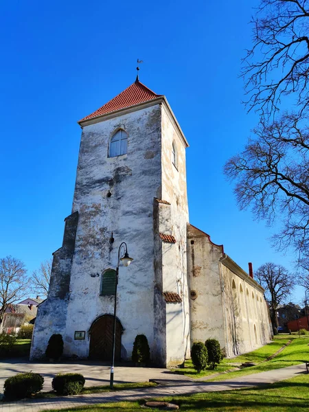 Bauska Letonia Abril 2020 Iglesia Luterana Del Espíritu Santo Hacia —  Fotos de Stock