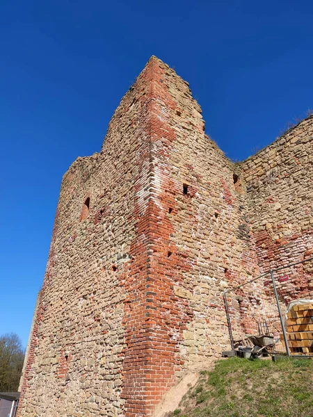 Bauska Latvia April 2020 Ruins Livonian Order Castle Bauska Latvia — Stock Photo, Image