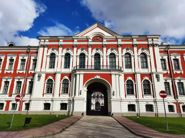 Jelgava Lotyšsko Dubna2020 Hrad Jelgava Zvaný Také Mitau Palace Kolem — Stock fotografie