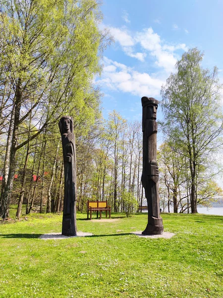 Лаварде Латвия Мая 2020 Года Скульптуры Вуденской Колонны Парке Лаварде — стоковое фото