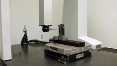Teknik robot cnc makinesi üretim imalat bilgisayar