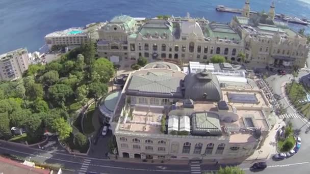 Mônaco cidade Monte Carlo Drone voo porto yahts mar flats — Vídeo de Stock