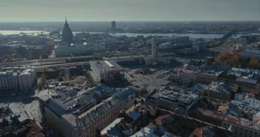 Riga şehir eski aşağı şehir sonbahar Drone uçuş