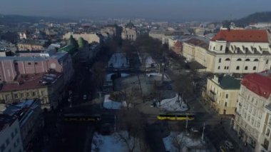 Lviv şehri, Ukrayna, şehir merkezi buidings, drone uçuş Kış saati, yollar