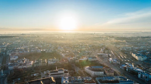 Riga Město podzim sunrise budovy bydlení domy DRONY — Stock fotografie
