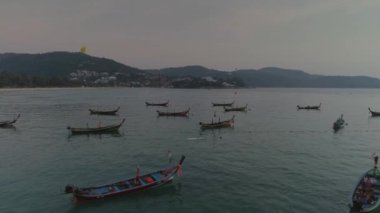 Balıkçı tekneleri bay, yelkenli, deniz, Tayland, Tayland, yat, günbatımı, plaj, gemi içinde hava uçuş 4 k