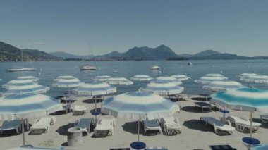 plaj İtalya como maggiore Gölü yaz tatil drone uçuş şemsiye tatil