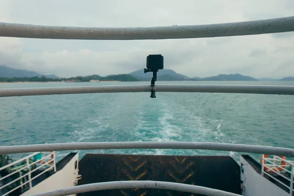 Caméra sur le navire timelapse actioncam croisière, mer, heureux, océan, cctv, sécurité, surveillance — Photo