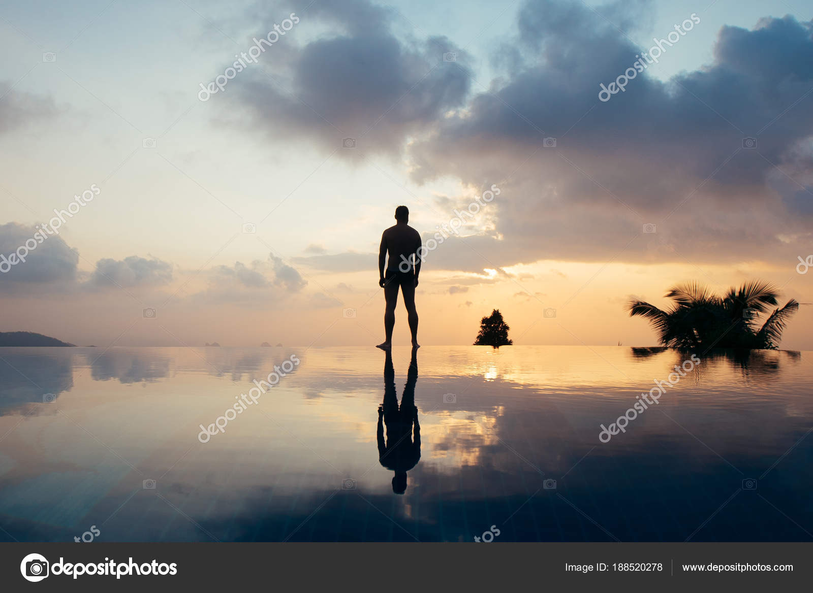 Coucher De Soleil Homme Piscine Ciel Nature Corps Thaïlande