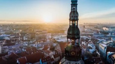 Peter Baznica Timelapse Riga şehir Kilisesi gündoğumu binalar eski aşağı şehrin dron