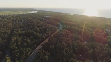 Deniz orman günbatımı drone uçuş Jurmala şehir doğa, gökyüzü, su