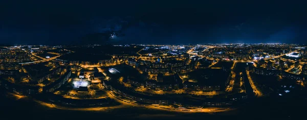 Nachts Riga 360 Vr Drone foto voor Virtual reality, Panorama — Stockfoto
