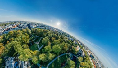 City Riga parklar dron küre 360 vr görünümü