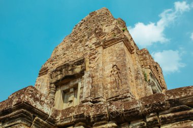 Kamboçya 'daki Angkor Wat Tapınağı Asya' daki Siem Reap şehri yakınlarında.