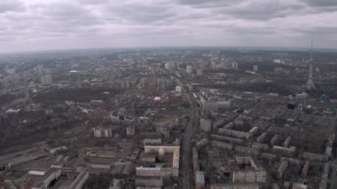 Kiev 4k İHA uçuşunda Yaşayan Evler ve Apartmanlar Bloğu