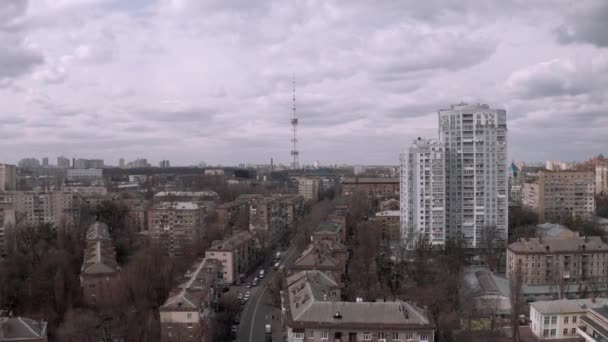 Wonen Huizen en flats in Kiev 4k Drone vlucht — Stockvideo