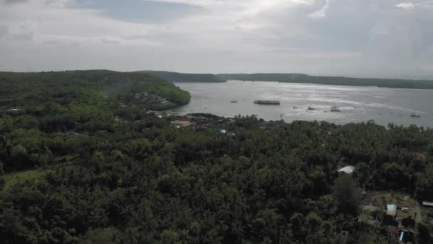 Nusa Penida Island Hermosa naturaleza cerca de Bali drone tiro 4K — Vídeo de stock