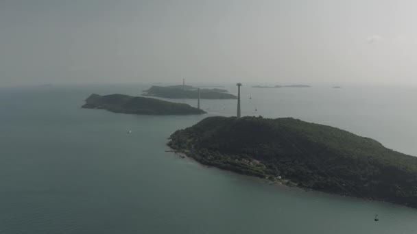 Lanovka Fanicular na Pinepple Island ve Vietnamu 4k Drone shot — Stock video