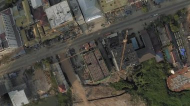 Kamboçya Sihanoukville 'de Crane ve inşaat süreci