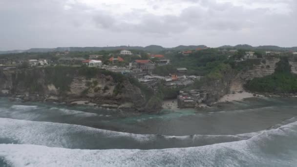 Bali Uluwatu Single fin beach club 4K drone vol — Video