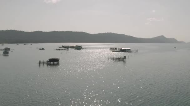 Vientam水域的珍珠开采和生活住房 — 图库视频影像