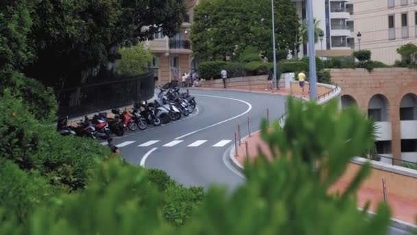 Autos zeitraffer in monaco, monte carlo stadtverkehr — Stockvideo