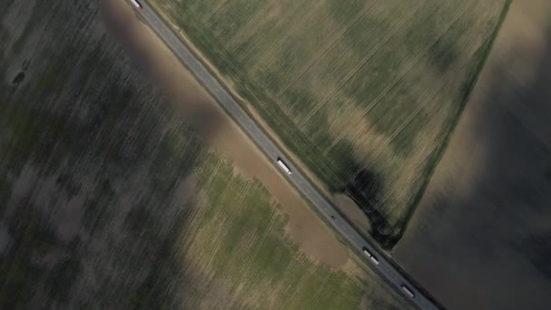 Automobili in autostrada, superstrada in Europa, Drone shot — Video Stock