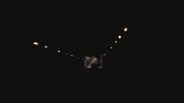 摩纳哥市隧道的车辆流量，4k — 图库视频影像