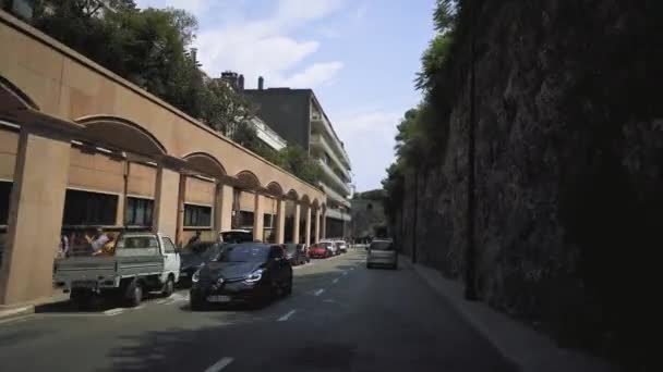 Biltrafik i Monaco stadstunnel, 4k — Stockvideo