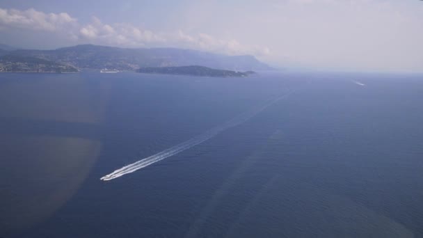 Vista desde Helicóptero taxi en Mónaco, Monte Carlo 4K — Vídeo de stock