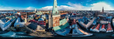 Eski Şehirdeki Riga Şehir Kilisesi, Tarihi Anıt, İHA 360 vr Panorama