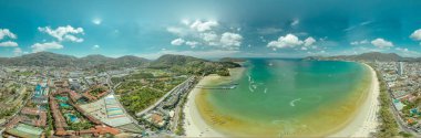 360 Vr Patong Şehri ve Sahil hayatı Tayland Phuket Adası insansız hava aracı panoramasında