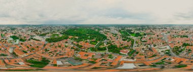 Vilnius Old Town, Litvanya 'nın tarihi merkezi, Avrupa şehri. 360 Vr panorama