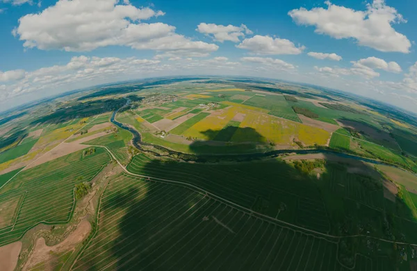 Bosque verde y campo verde en Lituania, 360 VR Sphere — Foto de Stock