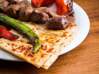 sağlıklı taze salata