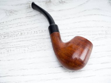 kahverengi tütün boru