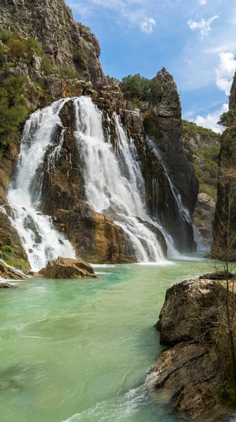Primavera em Ucansu Cachoeira em Antalya Turquia — Fotografia de Stock