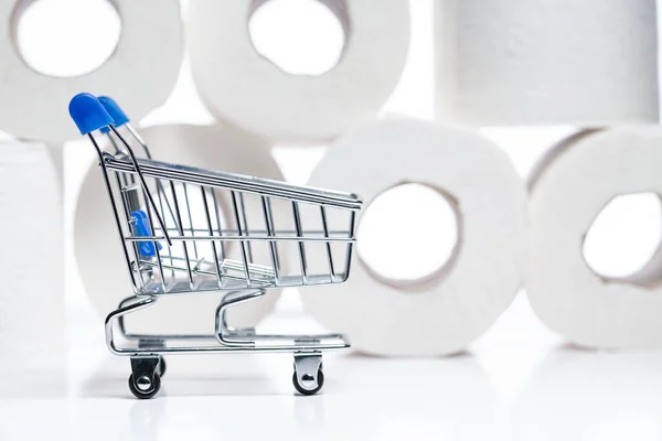 Grocery Shopping Cart Toilet Paper Rolls Concept Lack Toilet Paper — Stock Photo, Image