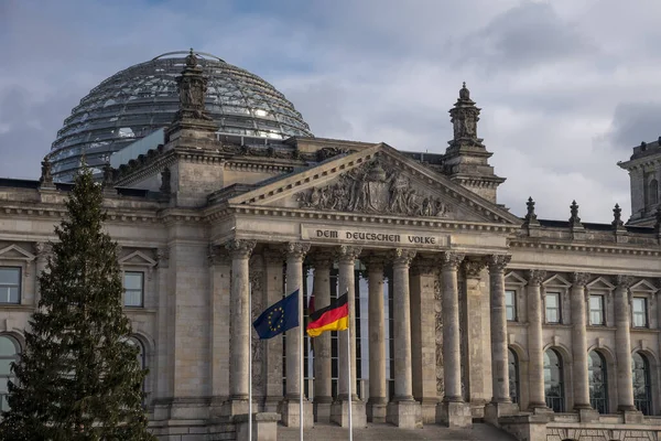 Edificio Del Reichstag Sede Del Parlamento Alemán Berlín Alemania —  Fotos de Stock