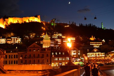 Gece görüş ontbilisi.