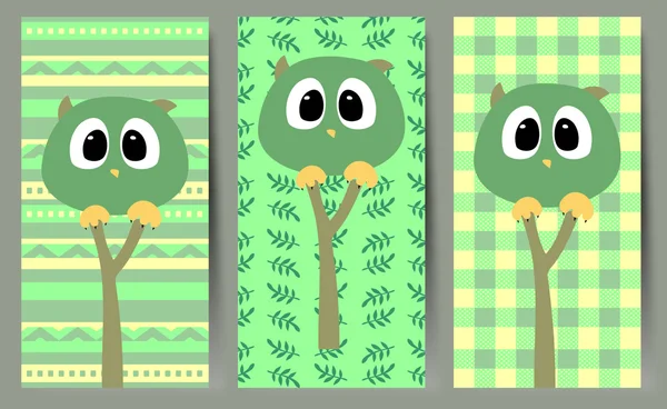 Simple vector with funny owls. — Stock vektor