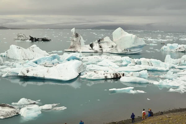 Lagoa de gelo na Islândia. — Fotografia de Stock