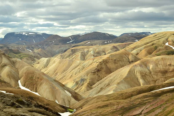 İzlanda'daki güzel dağlar.
