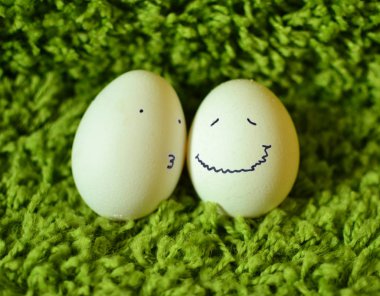 Komik Paskalya Yumurtaları