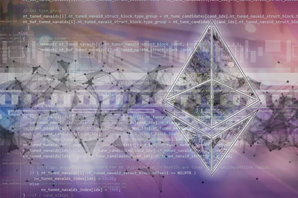 Скрипт компьютерной программы с эфирным символом криптовалюты вверху — стоковое фото