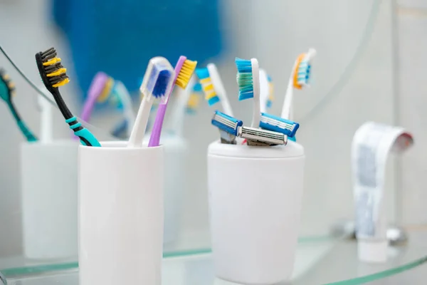 Set Some Colorful Toothbrushes Razor Blades Shelf Bathroom Personal Accessories — Stock Photo, Image
