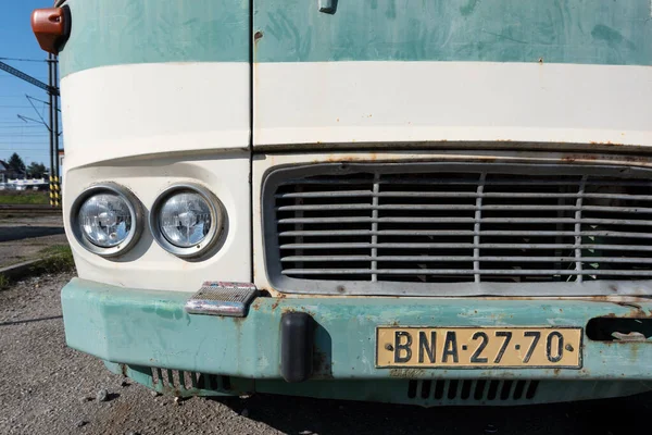 Zbliżenie Starego Zardzewiałego Autobusu Tło Vintage — Zdjęcie stockowe